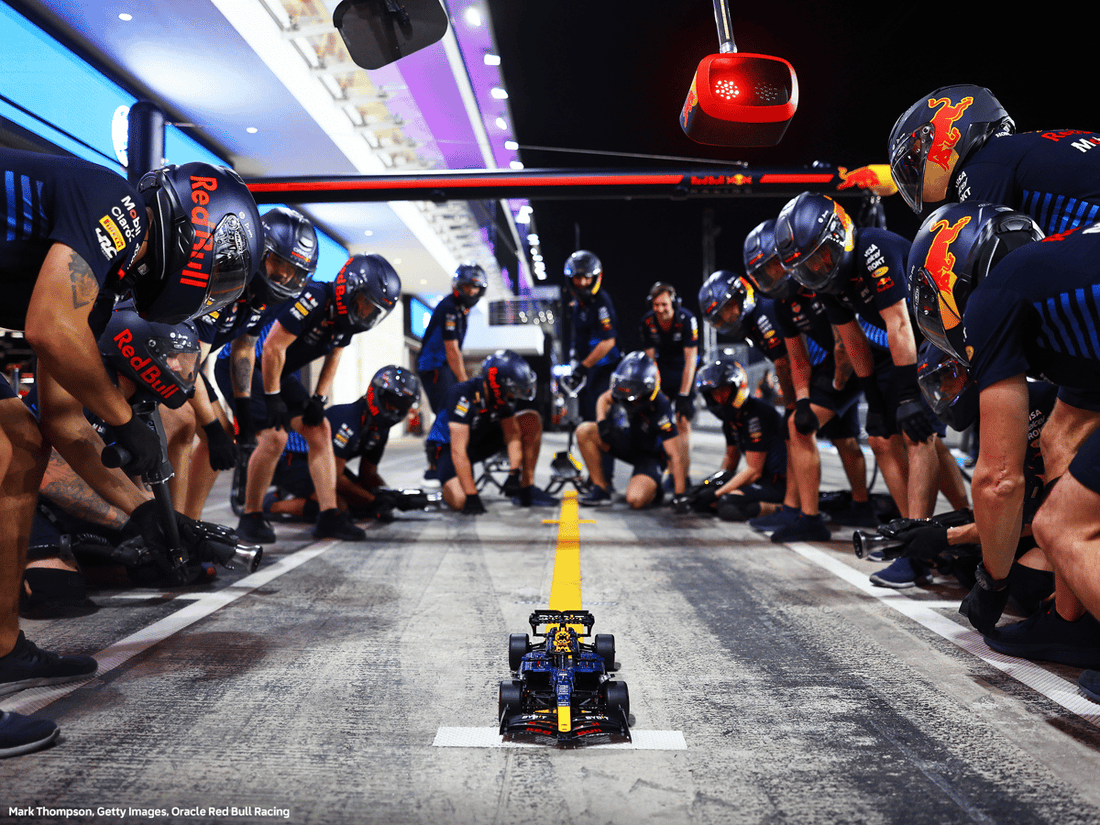 Oracle Red Bull Racing RB20 F1 auto